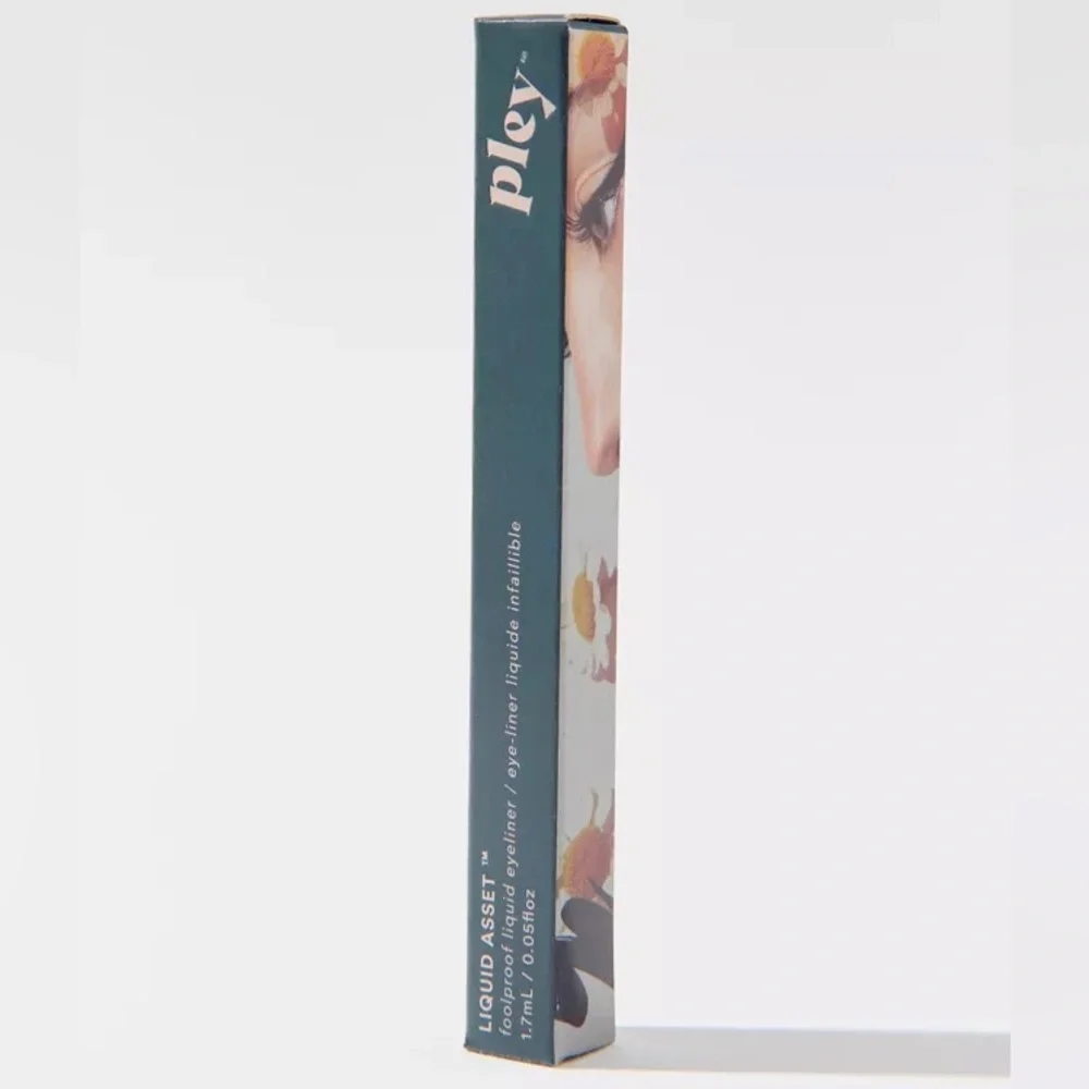 Let It Linger 12-Hour Longwear Eyeliner from Pley Beauty